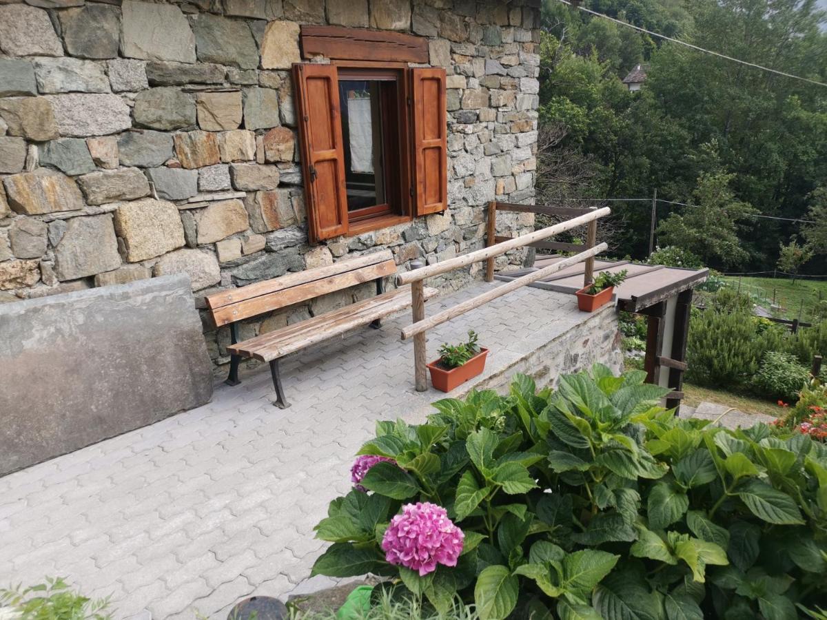 Al Drit Bed & Breakfast Verrès Dış mekan fotoğraf